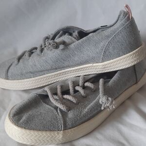 Billabong Grey Slip On Tennis Sneakers Size 9.5